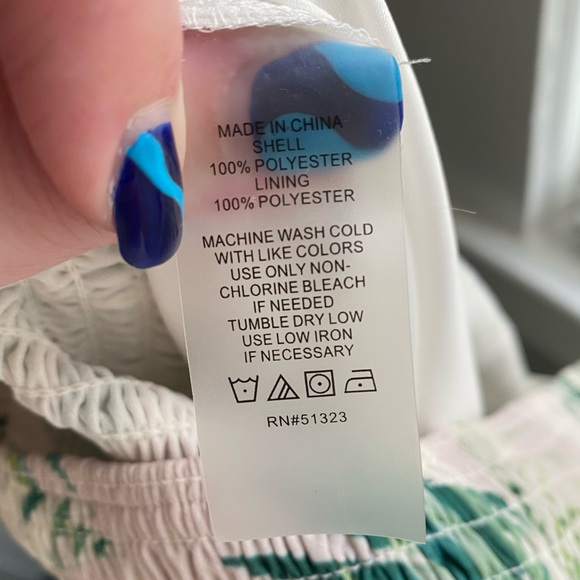 Vince Camuto Maxi Dress - Picture 4 of 4